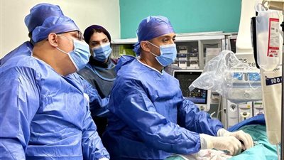 التأمين الشامل يوفر منظم ضربات قلب بـ482 جنيهًا بدلًا من 750 ألفًا