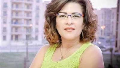 فاطمة ناعوت تتقدم ببلاغ ضد مهندس بعد مشادة في الجيزة