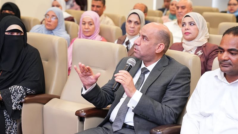 حسن رداد وزير العمل