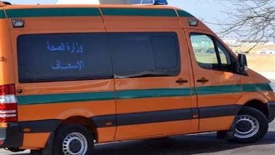إصابة 4 أشخاص في حادث تصادم سيارة أجرة بدراجة نارية بالفيوم