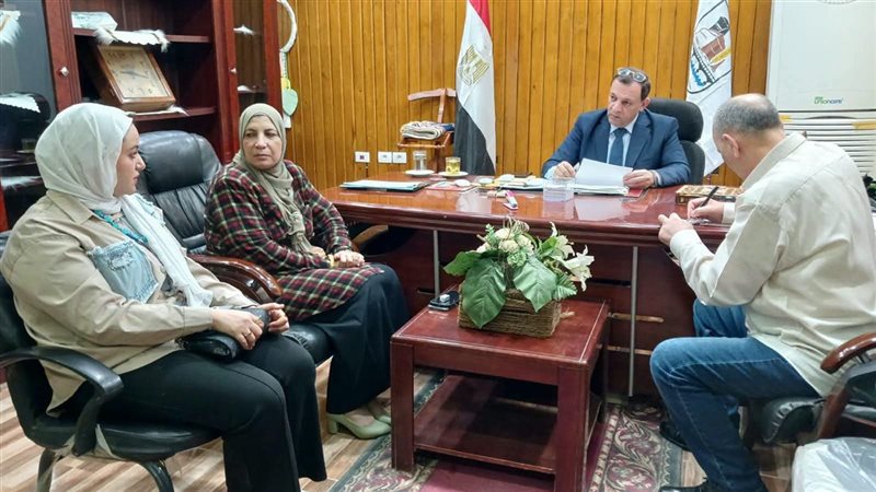 أثناء الاجتماع 