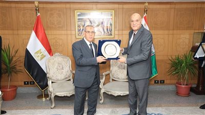 المستشار ربيع لبنة يزور رئيس هيئة قضايا الدولة لتقديم التهنئة