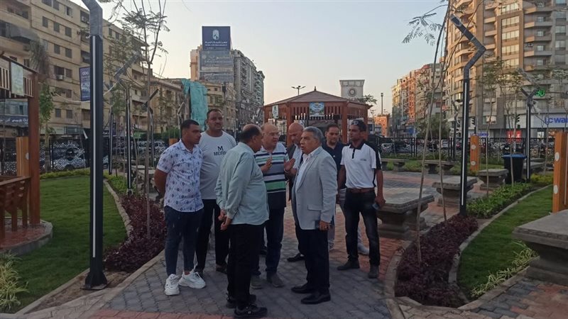 محافظ الدقهلية بحديقة