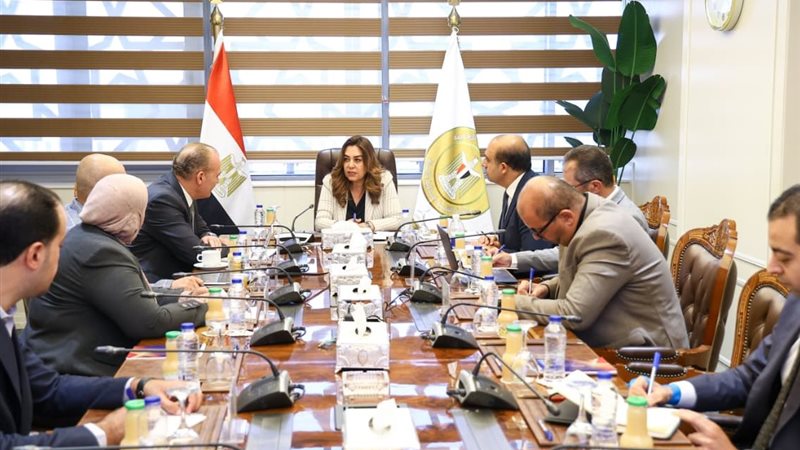 الدكتورة منال عوض