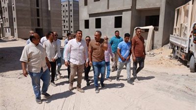 رئيس جهاز بني سويف الجديدة يتفقد 2276 وحدة سكنية ويوجه بتسريع الأعمال