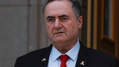 «حذرنا أولًا».. وزير دفاع الاحتلال يكشف كواليس استهداف مطار أبو الظهور بسوريا 