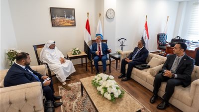 وزير البترول يبحث مع «أدنوك للحفر» زيادة أنشطة حفر آبار البترول والغاز