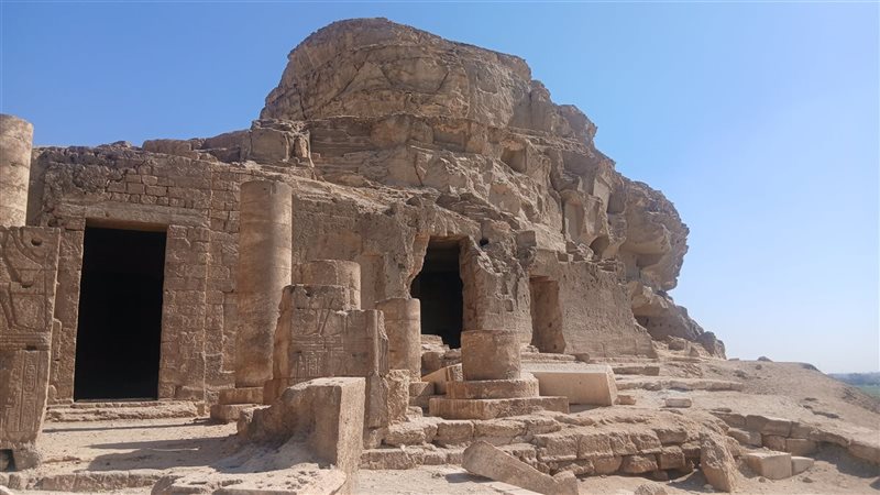 معبد نيرون بطهنا