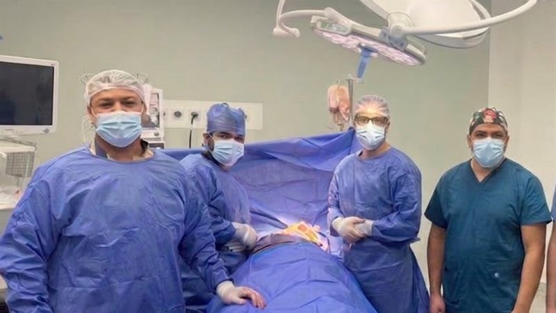 فرق طبي ينجح في إنقاذ