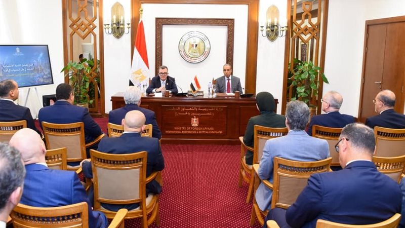 وزيرا الخارجية والتخطيط 