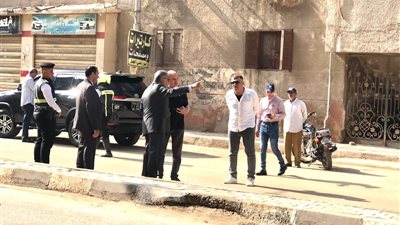 محافظ الدقهلية يتابع الخدمات ويوجه بسرعة تطوير شارع العبور بحي غرب المنصورة