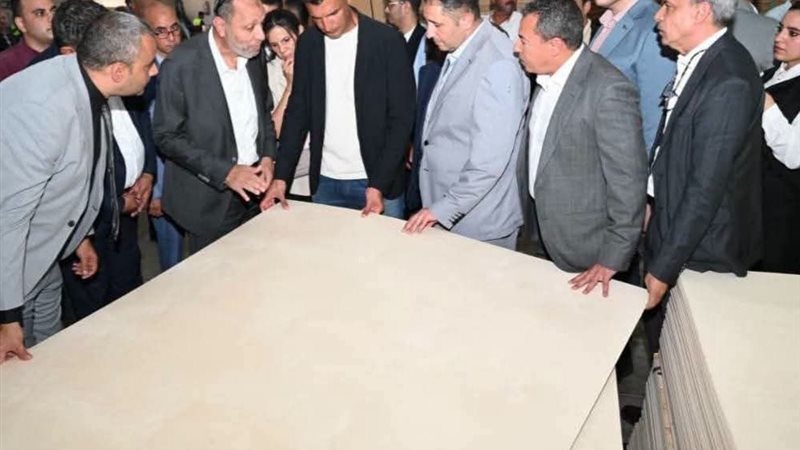المهندس خالد هاشم وزير الصناعة