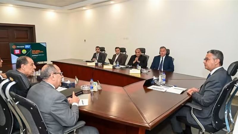 وزير التموين 