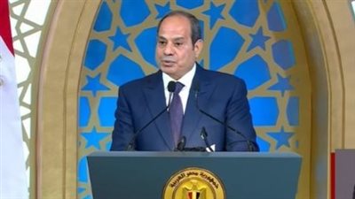 بعد تكريمه من الرئيس السيسي.. أقدم موظف بالأوقاف يوجه رسالة لموظفي مصر اشتغلوا بضمير