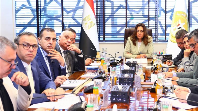 الدكتورة منال عوض