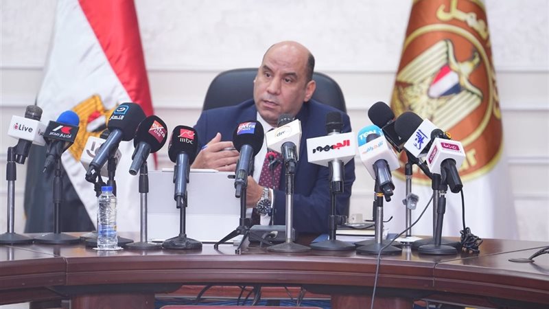 حسن رداد وزير العمل