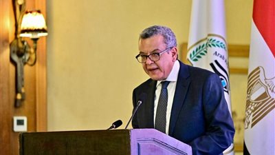رئيس الجهاز المركزي للمحاسبات: التكنولوجيا مهما بلغت كفاءتها لا تستطيع وحدها أن تصنع الثقة
