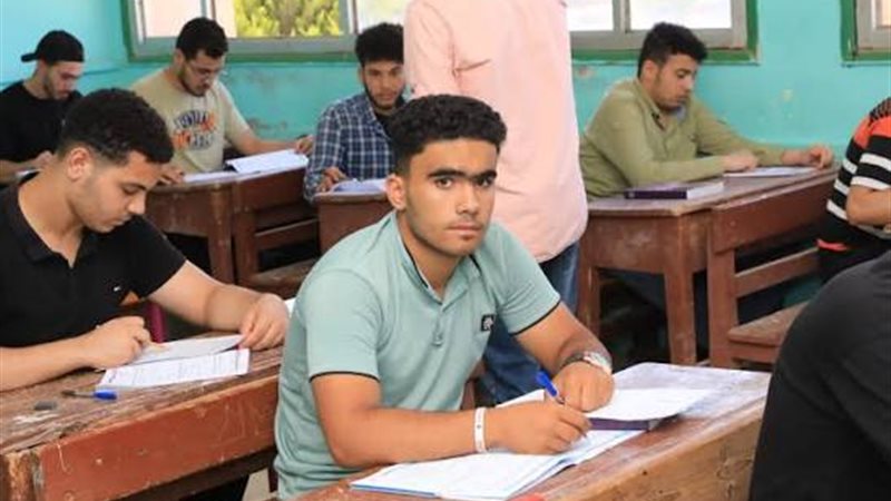 طلاب المدارس الدولية