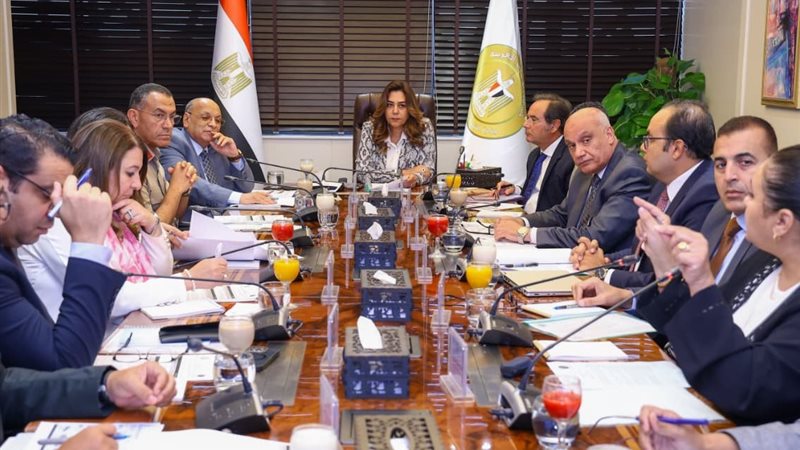 الدكتورة منال عوض