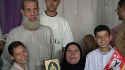 احتفالًا بهم.. مسيرة لحفظة القرآن الكريم تجوب شوارع ترسا بالفيوم