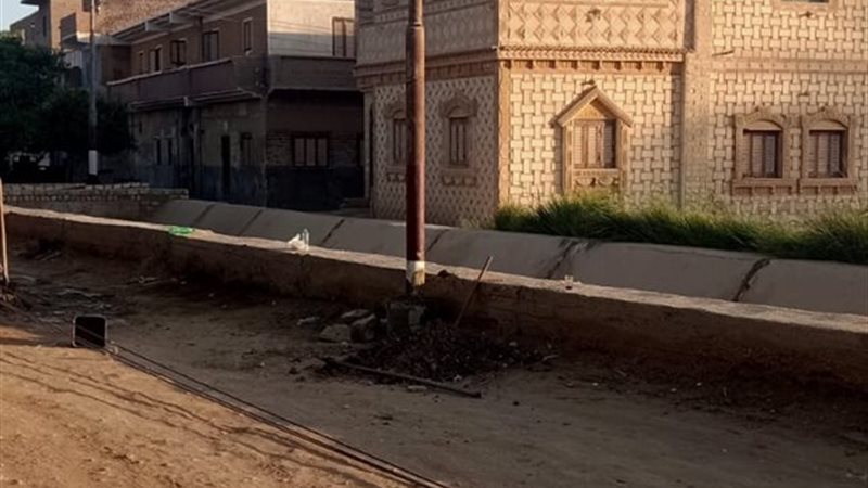 تركيب أعمدة إنارة