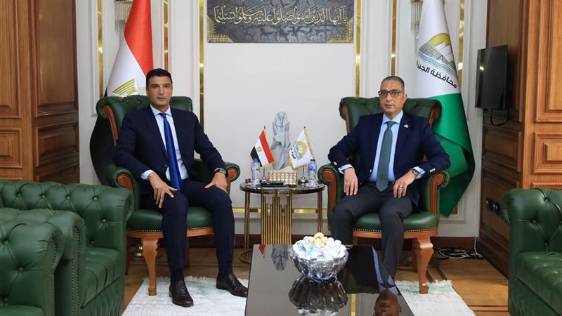 وزير الصناعة 