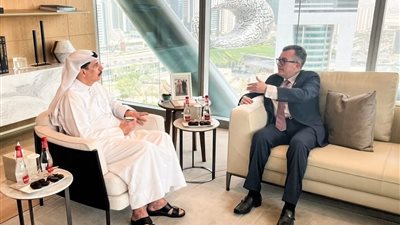 وزير التخطيط يبحث في دبي توسيع استثمارات قناة السويس وتصدير الخدمات الرقمية