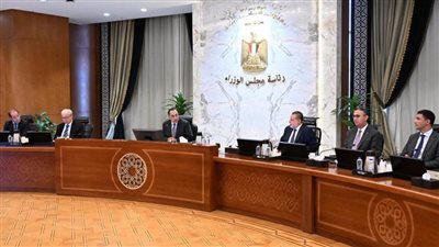 رئيس الوزراء يترأس اجتماع المجموعة الوزارية الاقتصادية