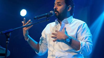 عملية نصب.. عمرو حسن يحذر جمهوره من حفل وهمي في مراسي