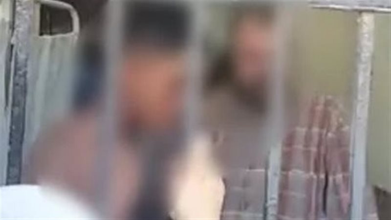 فيديو مشاجرة معلم