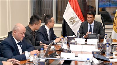 تفاصيل لقاء وزير الصناعة مع ممثلي شركة هاير مصر للأجهزة الكهربائية