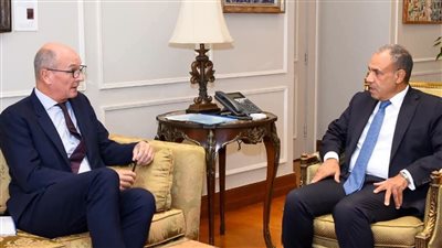 وزير الخارجية يستقبل نائب رئيس البنك الأوروبي لإعادة الإعمار والتنمية