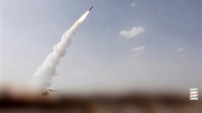 الحوثيون يهاجمون 3 مدن سعودية بصواريخ باليستية ومسيرات