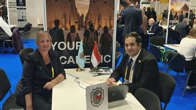 جامعة سوهاج تعقد 10 لقاءات دولية في أول أيام مشاركتها بـمؤتمر «EAIE 2026» بجلاسكو