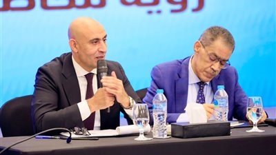 من «روائع الأدب العربي» إلى دوري المدارس.. وزير التعليم يكشف ملامح تطوير شخصية الطالب