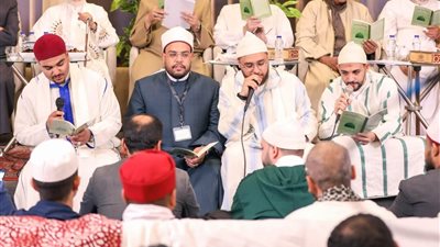 احتفالًا بالمولد النبوي.. الوافدون يشاركون علماء الأزهر في فعاليات البيت المحمدي للتصوف