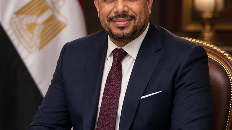 الدكتور عارف الشمندي