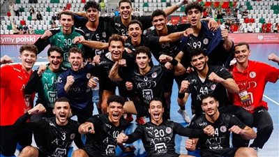 منتخب مصر يسحق أنجولا ويضرب موعدًا مع تونس في نهائي أمم أفريقيا لكرة اليد