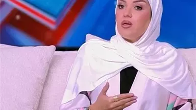 منة تكشف تفاصيل ارتدائها الحجاب لأول مرة.. حلم في رمضان كان وراء ارتداء الطرحة