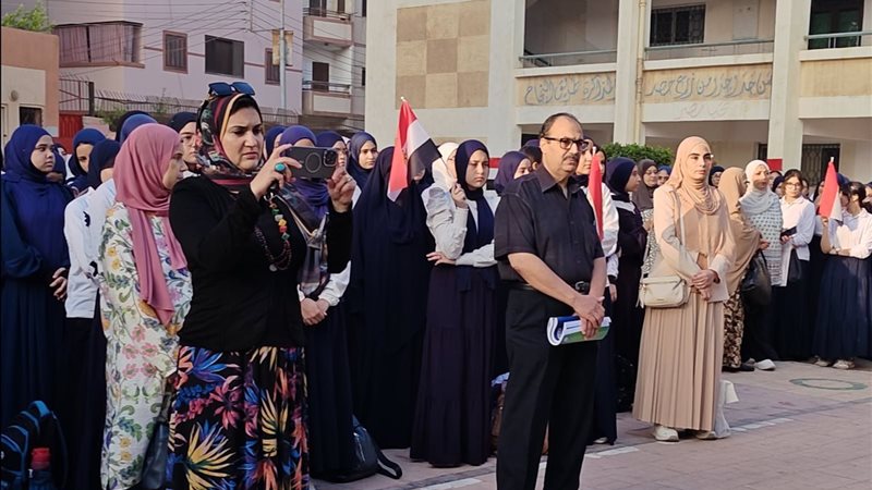 من مدارس الدقهلية