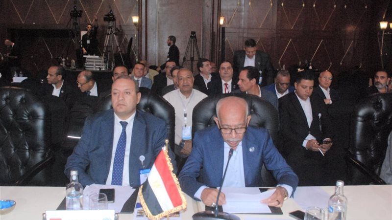عبدالمنعم الجمل رئيس